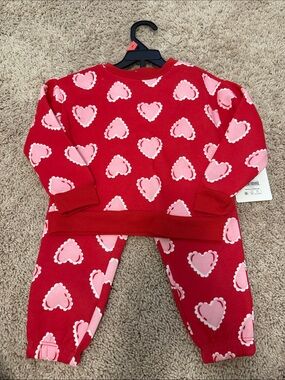 Way to Celebrate Brilliant red kids heart matching set size 2T-NWT